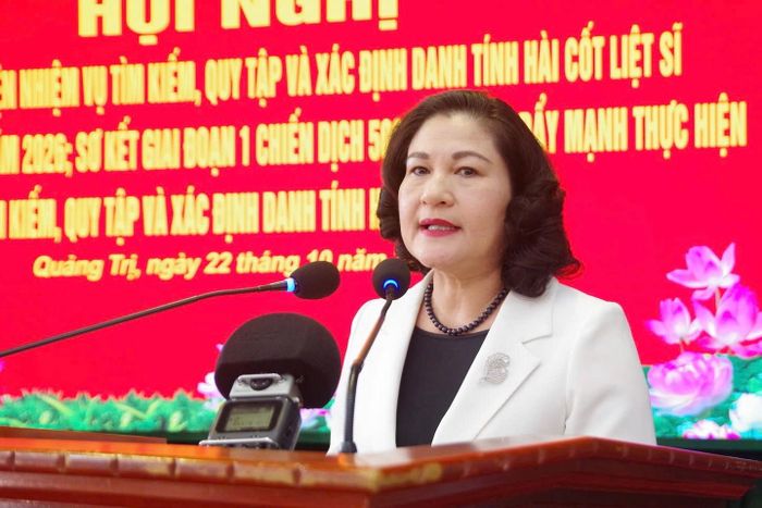 Thứ trưởng Bộ Nội vụ Nguyễn Thị Hà phát biểu tại hội nghị