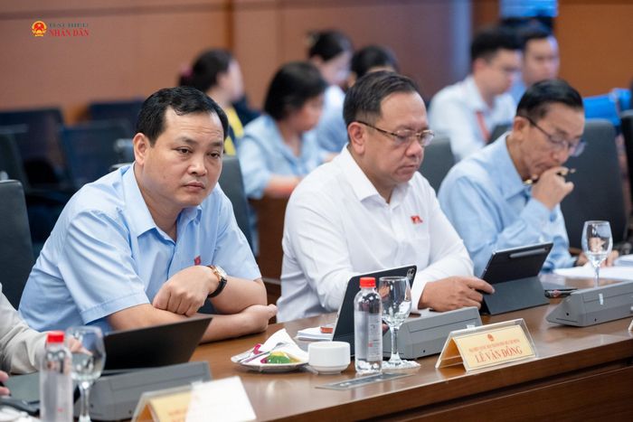 Các đại biểu tham dự phiên thảo luận Tổ 2 (Đoàn ĐBQH TP. Hồ Chí Minh)