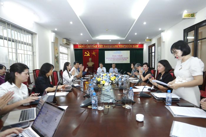 Toàn cảnh tọa đàm