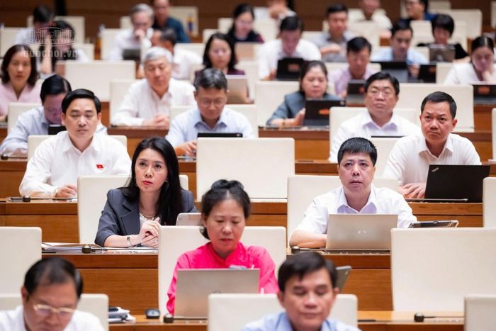 Các đại biểu Quốc hội tại phiên họp sáng ngày 22/10. Ảnh: Media Quốc hội