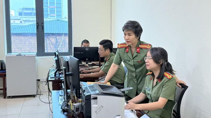 Phòng Hồ sơ nghiệp vụ với công tác chuyển đổi số trong quản lý, lưu trữ và khai thác hồ sơ.