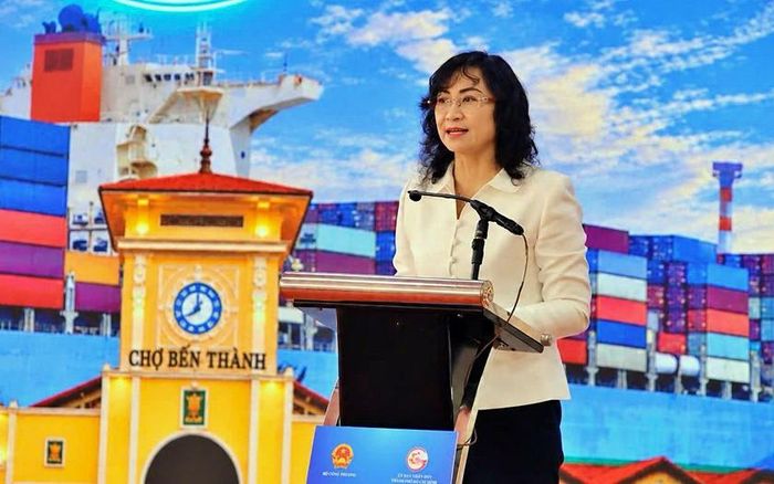 Bà Phan Thị Thắng, Thứ trưởng Bộ Công thương phát biểu Khai mạc Hội nghị. Ảnh: BCT