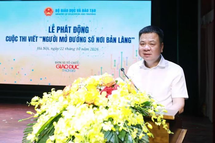 Nhà báo Triệu Ngọc Lâm - Tổng Biên tập Báo Giáo dục và Thời đại, Phó trưởng Ban thường trực Ban tổ chức Cuộc thi phát biểu tại lễ phát động. (Ảnh: BTC)