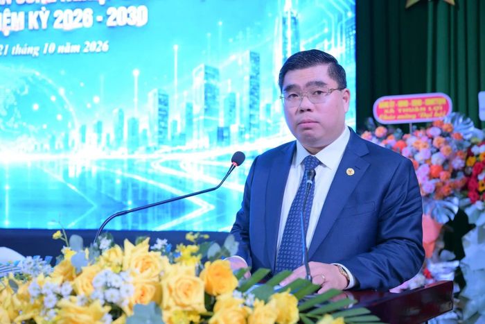 Ông Phan Tấn Đạt, Phó Chủ tịch Hội Doanh nhân trẻ Việt Nam phát biểu chỉ đạo tại Đại hội.