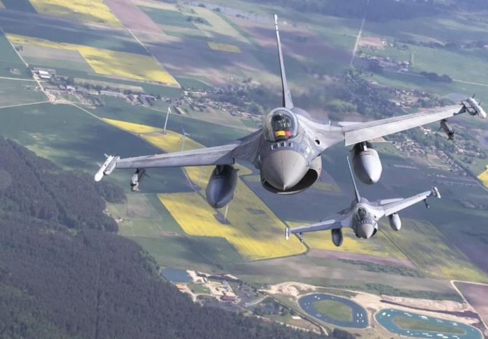 Tiêm kích F-16. (Ảnh: AP)