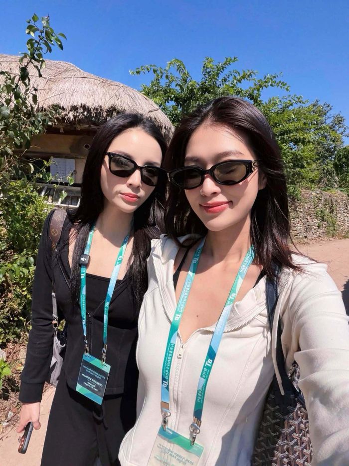 Bên cạnh công việc, mối quan hệ giữa Thiên Ân và Hoa hậu Kỳ Duyên cũng được khán giả quan tâm. Hai người thường xuyên xuất hiện cùng nhau tại sự kiện, đi du lịch, ăn uống và chia sẻ khoảnh khắc đời thường trên mạng xã hội. Họ còn gọi nhau bằng những biệt danh thân mật là “Bơ” và “Bột”.