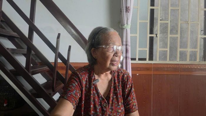 Dù tuổi đã cao nhưng bà Sao H Phon luôn cố gắng quan tâm khuyến khích phụ nữ làm ăn, xây dựng kinh tế.
