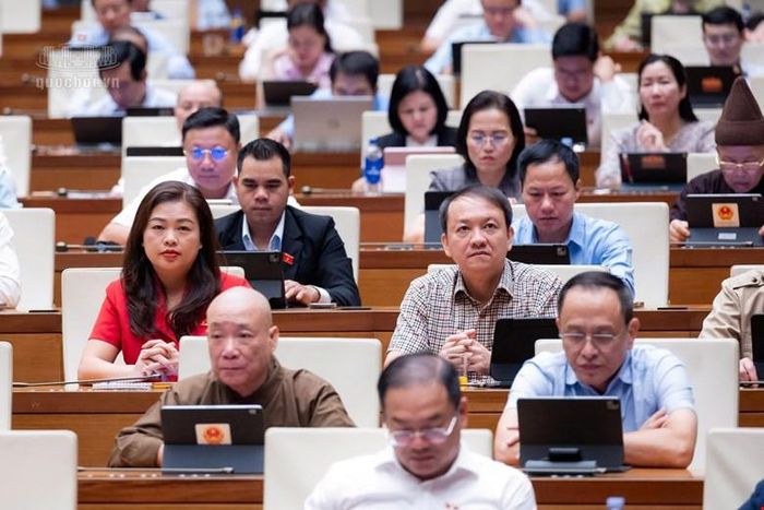 Các đại biểu Quốc hội tham dự phiên họp sáng 22-10. Ảnh: Quochoi.vn