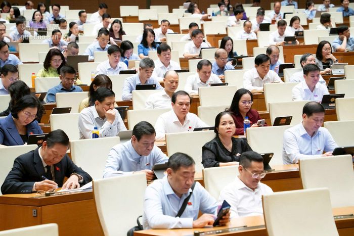 Các đại biểu Quốc hội tham dự phiên họp sáng 22-10. Ảnh: Quochoi.vn