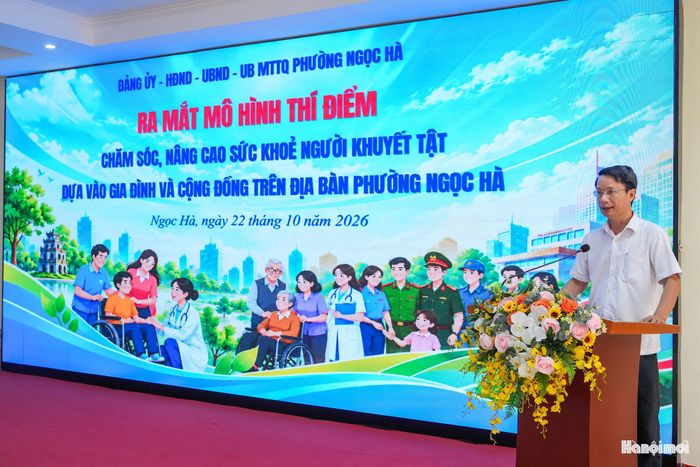 Phó Chủ tịch UBND phường Ngọc Hà Nguyễn Văn Hưng phát biểu tại chương trình. Ảnh: Duy Khánh
