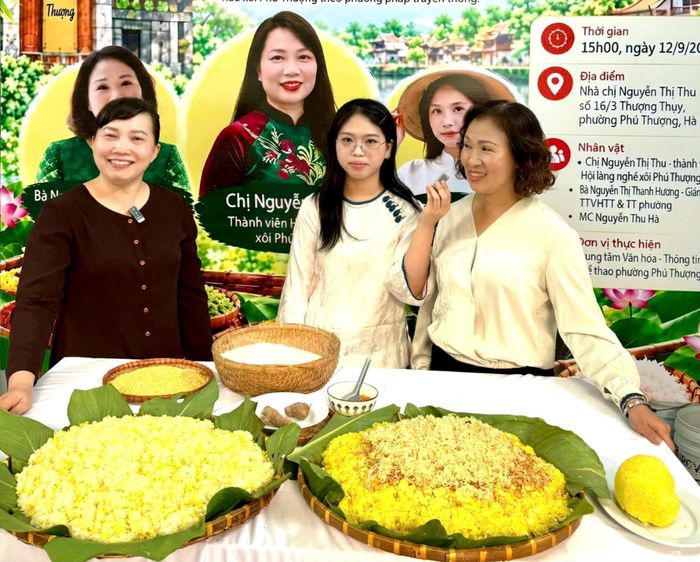 Một phiên livestream giới thiệu, quảng bá và bán sản phẩm xôi Phú Thượng trên nền tảng số. Ảnh: Tuấn Nghĩa