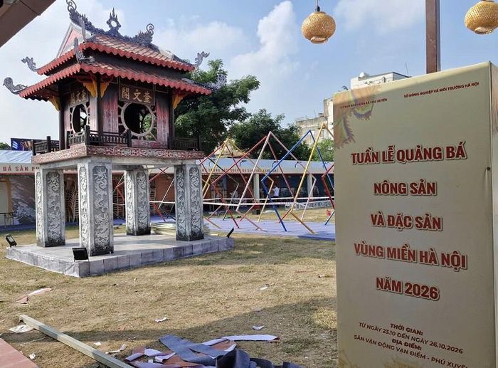 Đến với lễ hội lần này người dân, du khách sẽ được khám phá, trải nghiệm không gian mang đậm dấu ấn lịch sử, bản sắc văn hoá của vùng đất, con người Hà Nội.