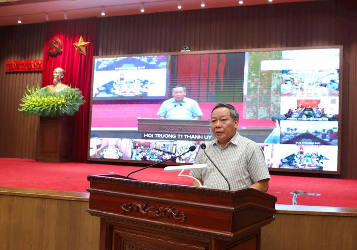 Phó Bí thư Thành ủy Nguyễn Văn Phong phát biểu chỉ đạo. Ảnh: Thanh Hải