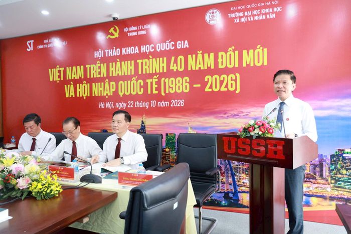 GS.TS Hoàng Anh Tuấn, Hiệu trưởng Trường Đại học Khoa học Xã hội và Nhân văn (Đại học Quốc gia Hà Nội) phát biểu. Ảnh: Minh Hải