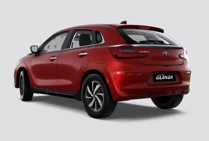 Phần đuôi của mẫu hatchback đến từ thương hiệu Toyota. Với thiết kế nhỏ gọn cùng chi phí nhiên liệu thấp hứa hẹn sẽ phù hợp với khách hàng là sinh viên, người trẻ và những gia đình nhỏ tại khu vực hãng phân phối. Ảnh: Tổng hợp