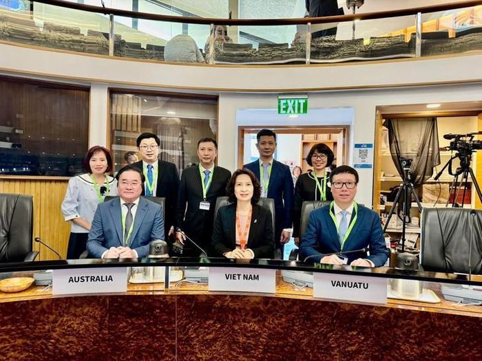 PGS.TS Nguyễn Thị Liên Hương - Thứ trưởng Bộ Y tế Việt Nam cùng thành viên đoàn tham dự Kỳ họp RCM77.