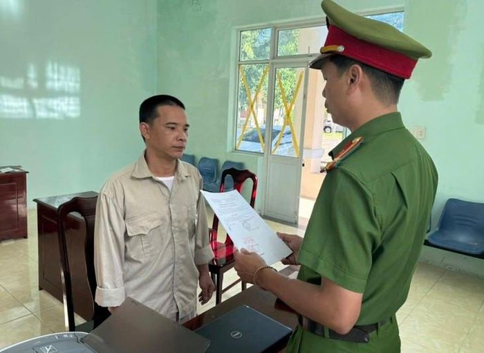 Cơ quan công an tạm giữ 2 đối tượng để phục vụ công tác điều tra. Ảnh: Công an TP Đà Nẵng