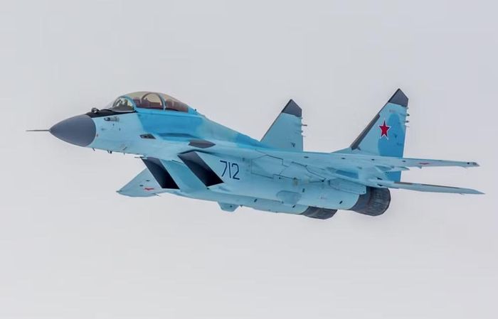 "Máy bay chiến đấu MiG-29 và thậm chí cả MiG-35 của Nga đã tham gia đẩy lùi các cuộc tấn công quy mô lớn bằng máy bay không người lái vào mục tiêu nằm sâu phía sau hậu phương trong một thời gian khá dài", thông báo cho biết.