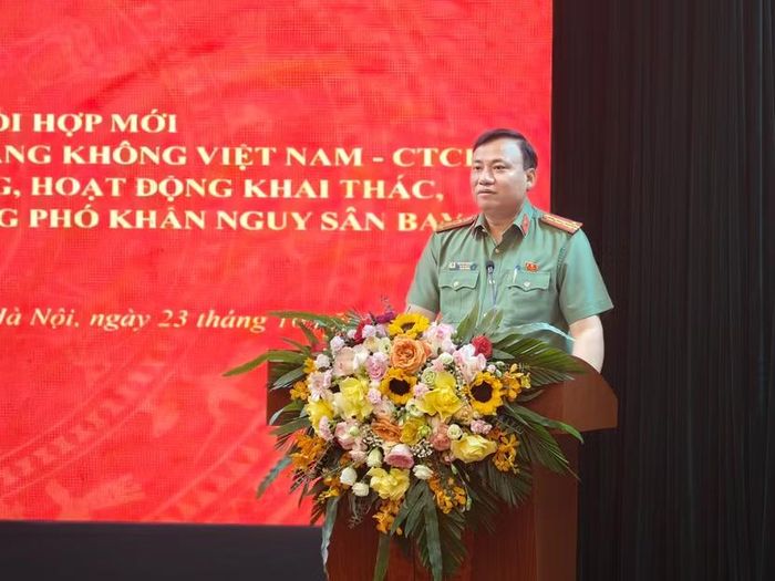 Đại tá Nguyễn Tiến Đạt, Phó Giám đốc Công an thành phố Hà Nội phát biểu tại hội nghị