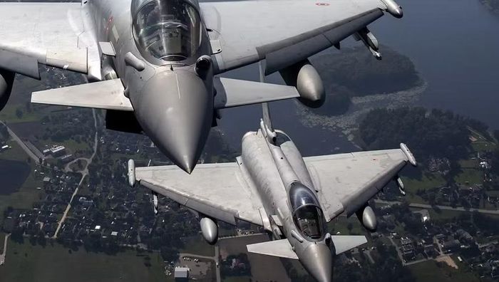 Việc đưa tiêm kích Typhoon tới Arab Saudi giúp Anh mở rộng khả năng ứng phó với UAV và tên lửa hành trình của Houthi.