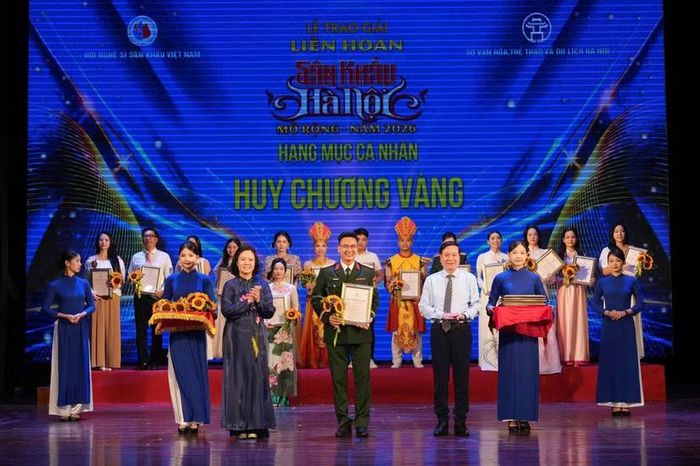 2 vở diễn đạt huy chương vàng