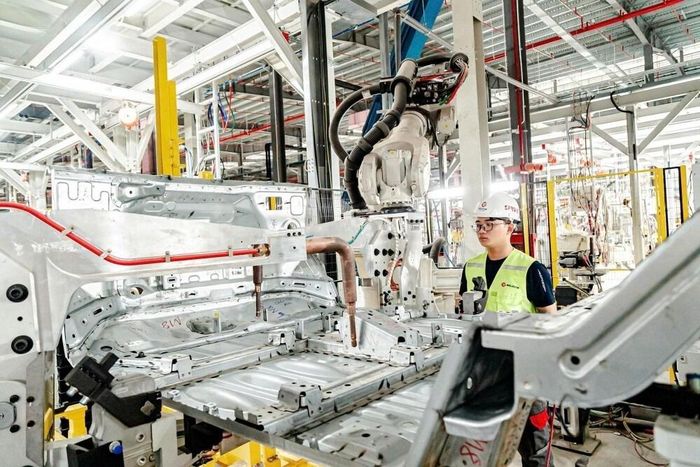  Dây chuyền hàn tự động do Weldcom thi công tại nhà máy VinFast Hà Tĩnh. Ảnh: Weldcom. 