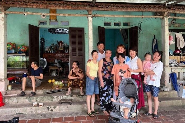 Gia đình tôi ở cùng tại Thanh Hóa.