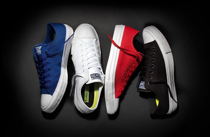 Chuck Taylor là dòng giày mang tính biểu tượng, tạo ra nguồn doanh thu lớn cho Converse. Ảnh: Converse.