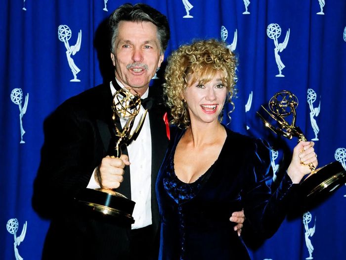  Tom Skerritt trong lễ trao giải Emmy năm 1993. Ảnh: FilmMagic.