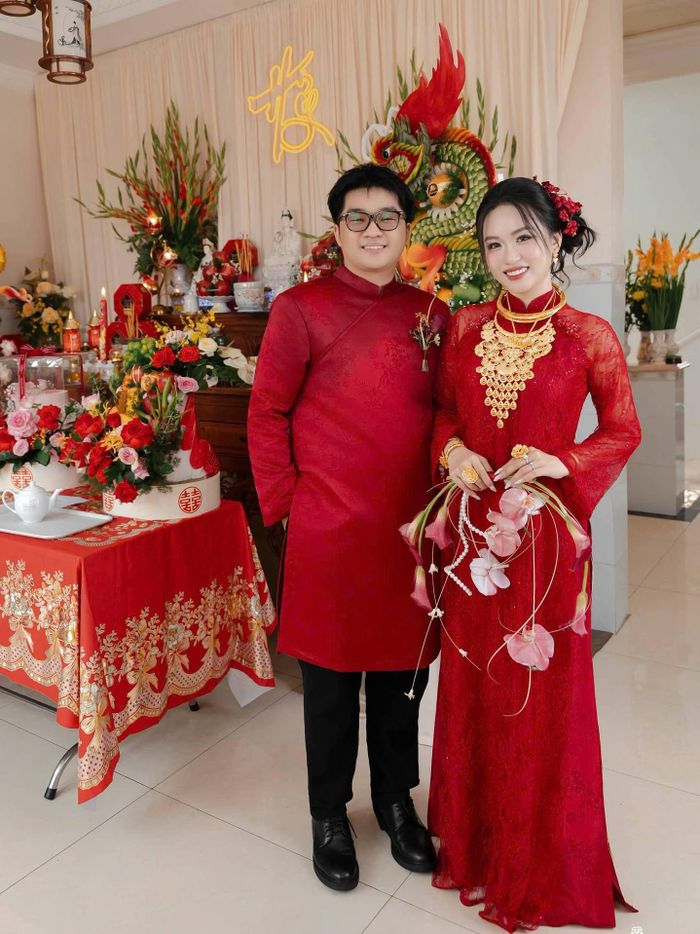 Cặp đôi TP.HCM đi từ tình bạn đến tình yêu.
