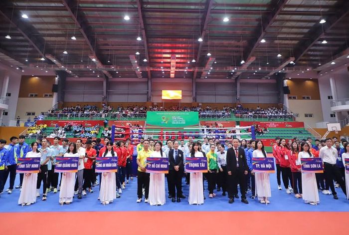 Giải đấu quy tụ gần 200 võ sĩ đến từ 21 đơn vị