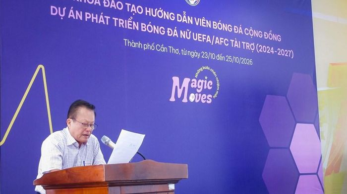 Ông Đỗ Minh Trưởng, Chủ tịch LĐBĐ Cần Thơ phát biểu tại lễ khai mạc