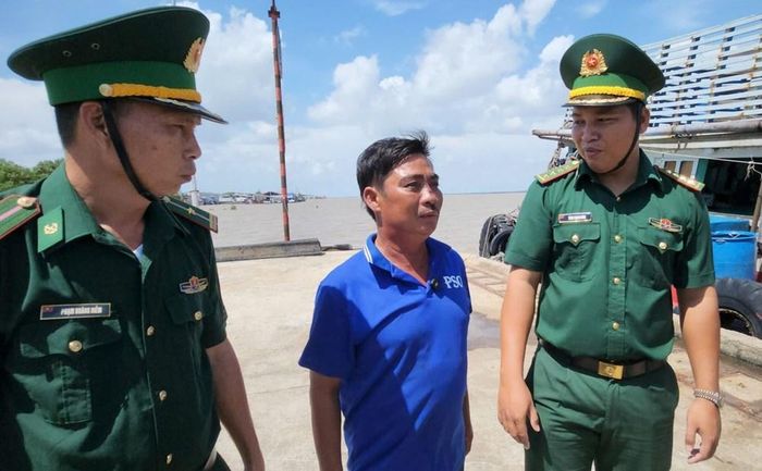 Ông Nguyễn Văn Hai kể giây phút ghe câu bị phá nước chìm lúc nửa đêm