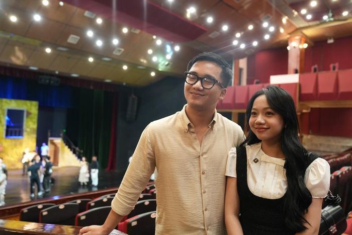Khán giả trẻ hào hứng thưởng thức các tác phẩm tại Liên hoan Sân khấu Hà Nội mở rộng 2026