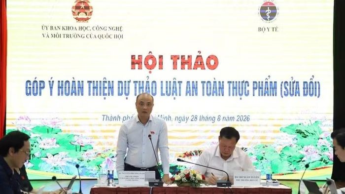 Một buổi Hội thảo góp ý hoàn thiện Dự thảo Luật An toàn thực phẩm (sửa đổi). (Ảnh: Anh Tuấn)