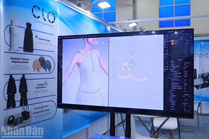 Giới thiệu về phần mềm thiết kế 3D dành riêng cho ngành may mặc, chị Nguyễn Nhi, chuyên viên Công ty CLO Virtual Fashion chia sẻ: “Giải pháp thiết kế của chúng tôi giúp doanh nghiệp và khách hàng thuận tiện hơn trong việc hợp tác với đối tác, tiết kiệm chi phí vận hành nhà máy và tiếp cận công nghệ mới”.