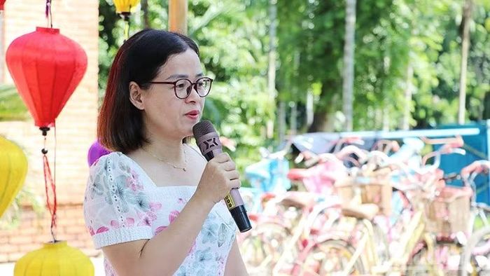Phó Giám đốc Trung tâm Xúc tiến Du lịch thành phố Đà Nẵng Huỳnh Thị Hương Lan chia sẻ tại chương trình. (Ảnh: ANH QUÂN)