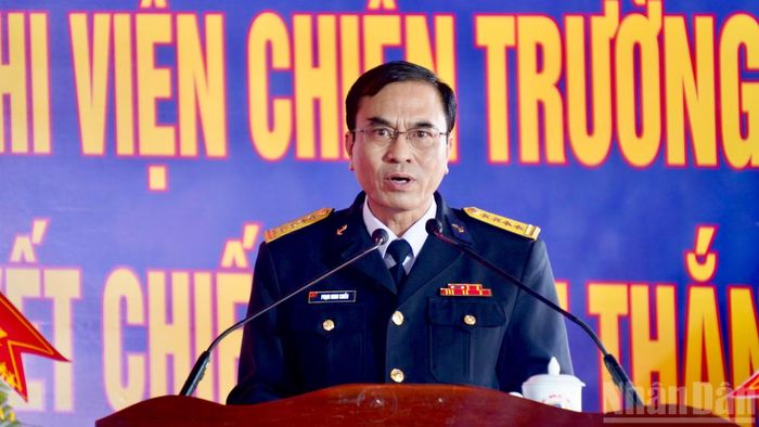 Đại tá Phạm Minh Chiến, Chính ủy Lữ đoàn 125 ôn lại truyền thống 65 năm của đơn vị.