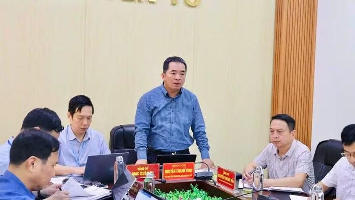 Lãnh đạo Sở Văn hóa, Thể thao và Du lịch Quảng Ninh phát biểu chỉ đạo tại buổi làm việc với phường Yên Tử. (Ảnh: QUANG THỌ)