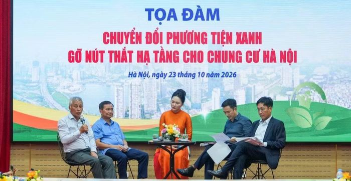 Tọa đàm “Chuyển đổi phương tiện xanh: Gỡ nút thắt hạ tầng chung cư Hà Nội”. (Ảnh: Ban tổ chức cung cấp)