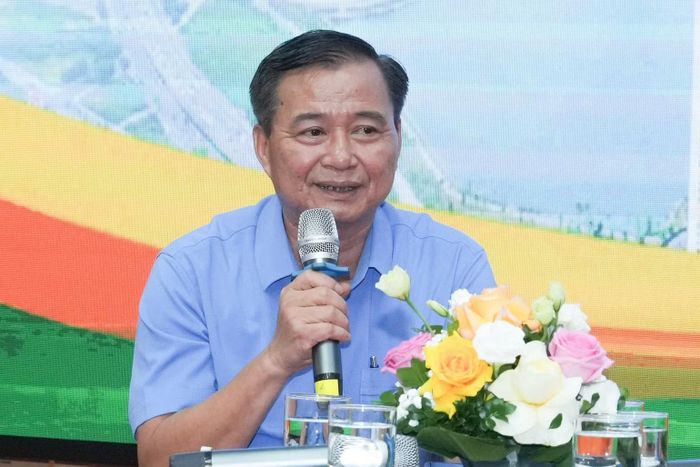 Ông Lương Mậu Hùng, Phó Chủ tịch Ủy ban nhân dân phường Cầu Giấy phát biểu tại tọa đàm. (Ảnh: Ban tổ chức cung cấp)