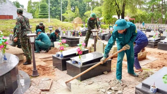 Công tác lấy mẫu hài cốt liệt sĩ được Lâm Đồng triển khai quyết liệt, hoàn thành ngày 12/8, trước kế hoạch giao hơn 3 tháng. (Ảnh: CTV)