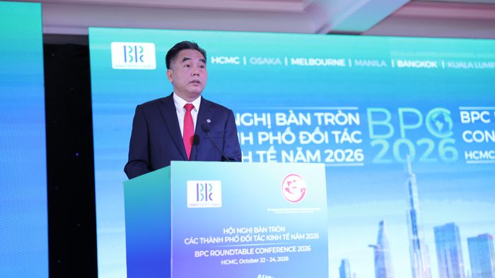 Phó Chủ tịch Thường trực UBND TPHCM Nguyễn Lộc Hà phát biểu khai mạc hội nghị. Ảnh: XUÂN TRUNG