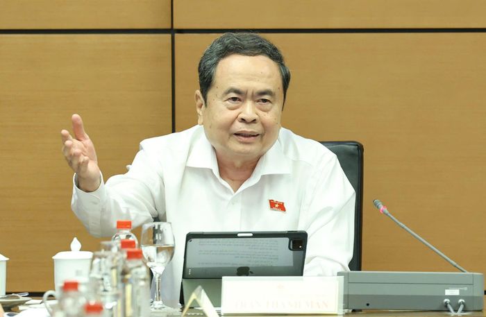 Chủ tịch Quốc hội Trần Thanh Mẫn phát biểu thảo luận tại tổ, chiều 23-10. Ảnh: QUANG PHÚC