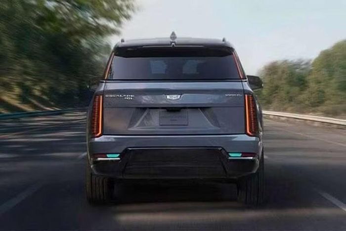 Công nghệ mới này dự kiến ra mắt trên mẫu SUV Cadillac Escalade IQ đời 2028 trước khi được mở rộng sang các mẫu SUV, bán tải và xe điện khác của hãng.