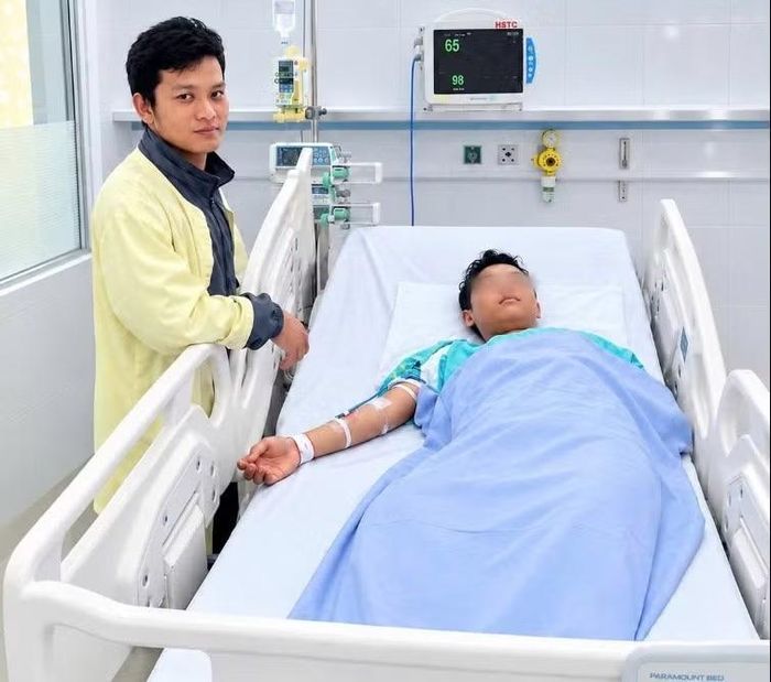 Bệnh nhi điều trị tại bệnh viện - Ảnh BVCC