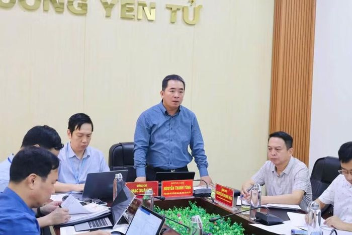 Ông Nguyễn Thanh Tùng, Phó Giám đốc Sở Văn hóa, Thể thao và Du lịch Quảng Ninh phát biểu tại buổi làm việc.