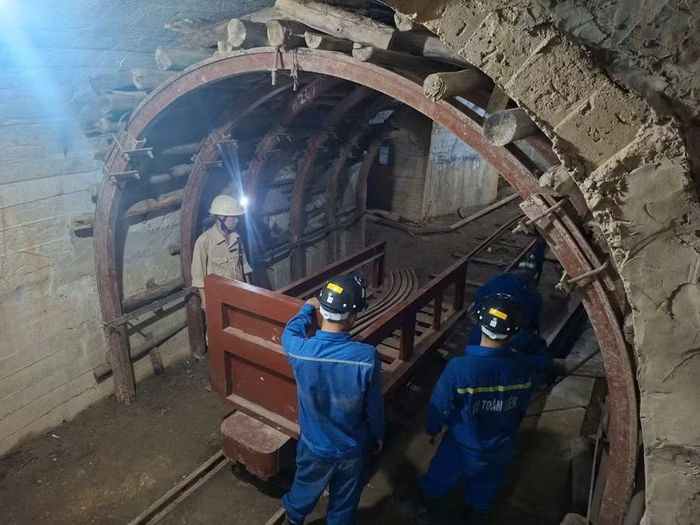 Học viên được đào tạo bài bản về kiến thức gắn với thực hành, đáp ứng được yêu cầu thực tế.