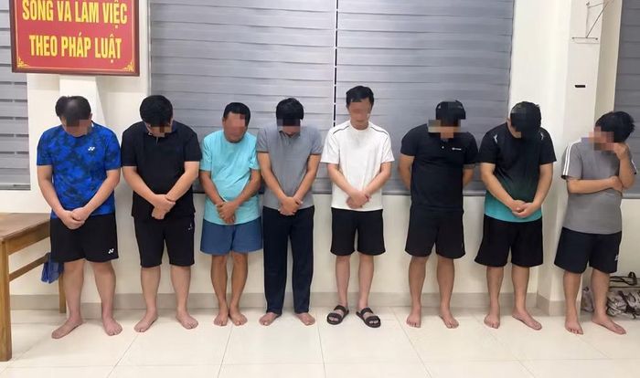 Các đối tượng tại cơ quan công an - Ảnh: Công an TP Hà Nội.