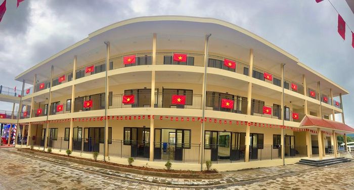 Bốn Trường phổ thông nội trú liên cấp vùng biên giới Quảng Ngãi đã cơ bản hoàn thành